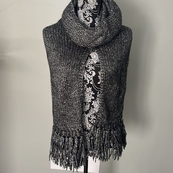 Michael Kors Brushed Shine Pullover Fringe Scarf-grey-one Size - Picture 2 of 4